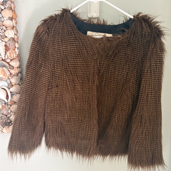 Kimchi Blue Jackets & Blazers - Urban Outfitters Kimchi Blue Brown Faux Fur Cropped Jacket - medium